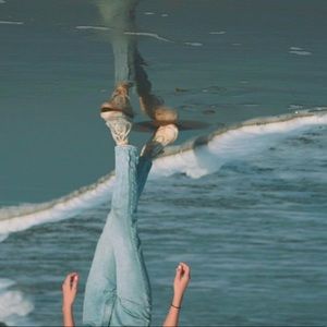 Meet your Posher, Caroline